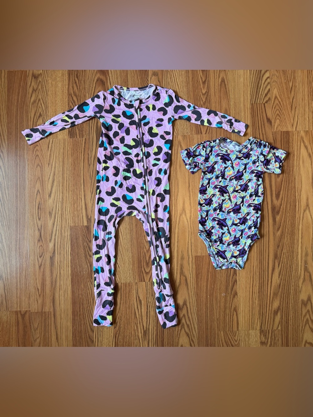 POSH PEANUT Purple Leopard Convertible Sleeper & Lisa Frank Orca Bodysuit 18-24M